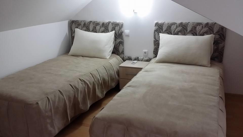 Apartments Secer Sokak Surčin Zimmer foto